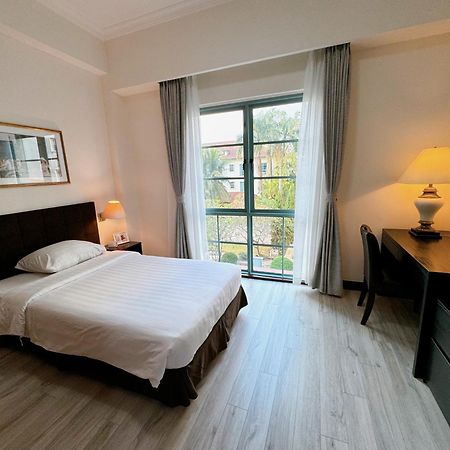 Diamond Westlake Suites Hanoi Zewnętrze zdjęcie