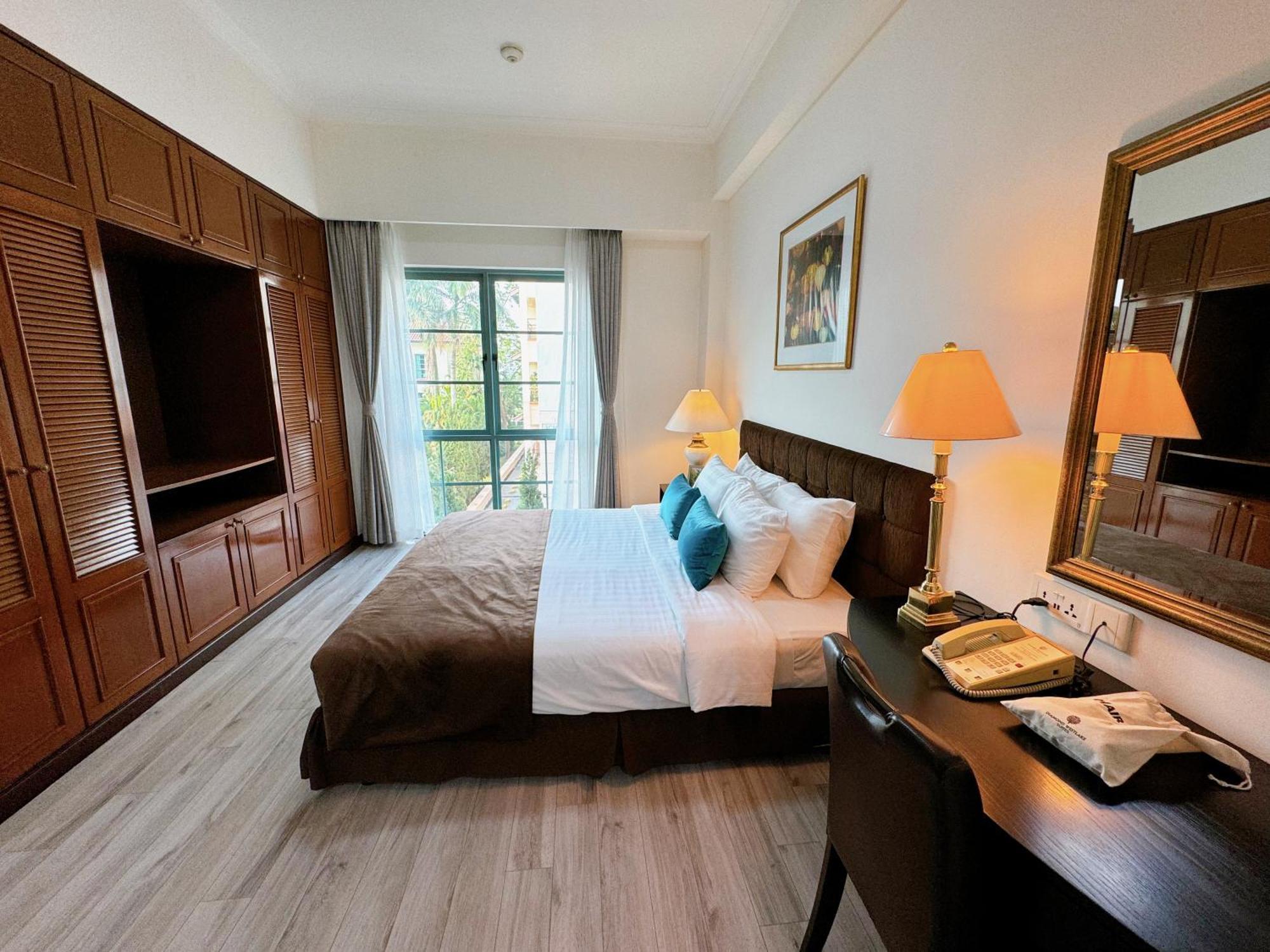 Diamond Westlake Suites Hanoi Zewnętrze zdjęcie